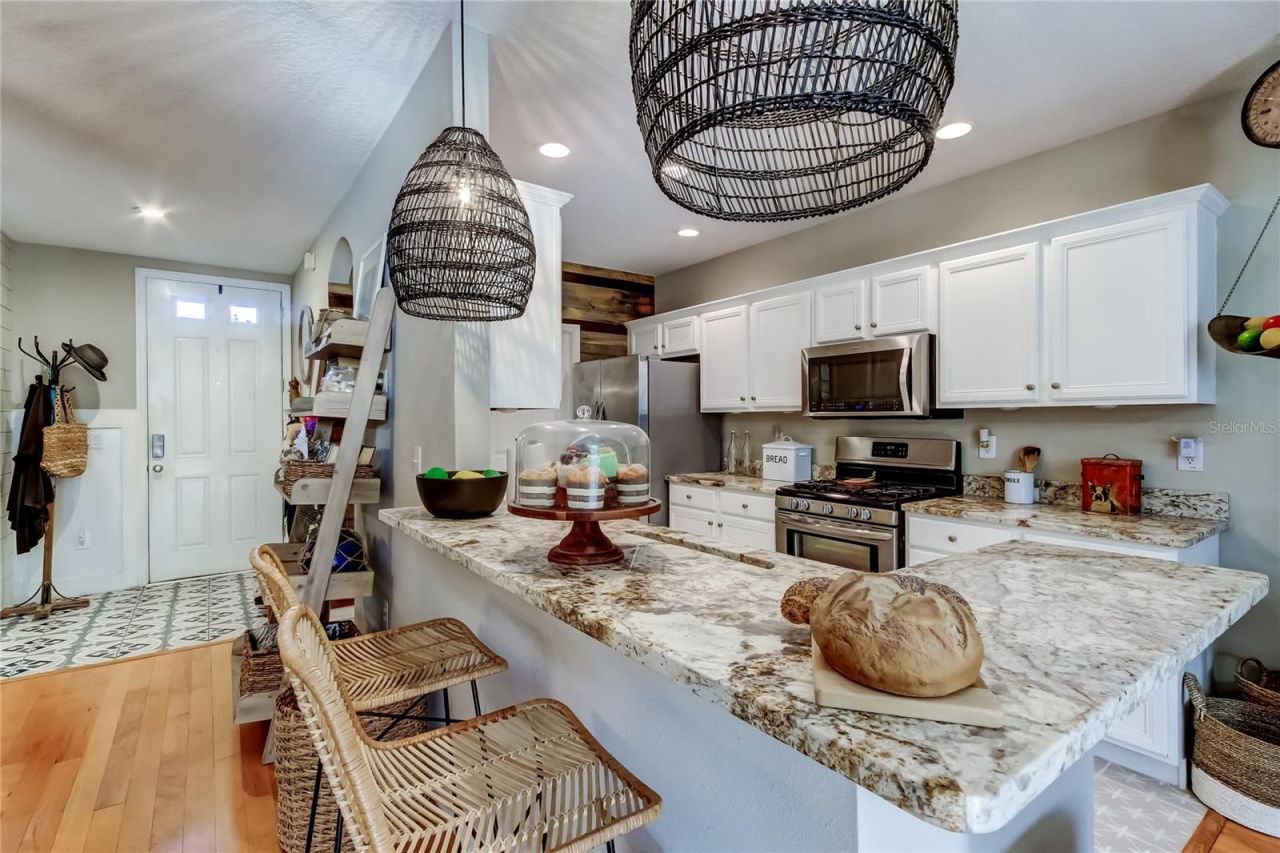 10019 Bradwell Place, Tampa, FL 33626 Photo