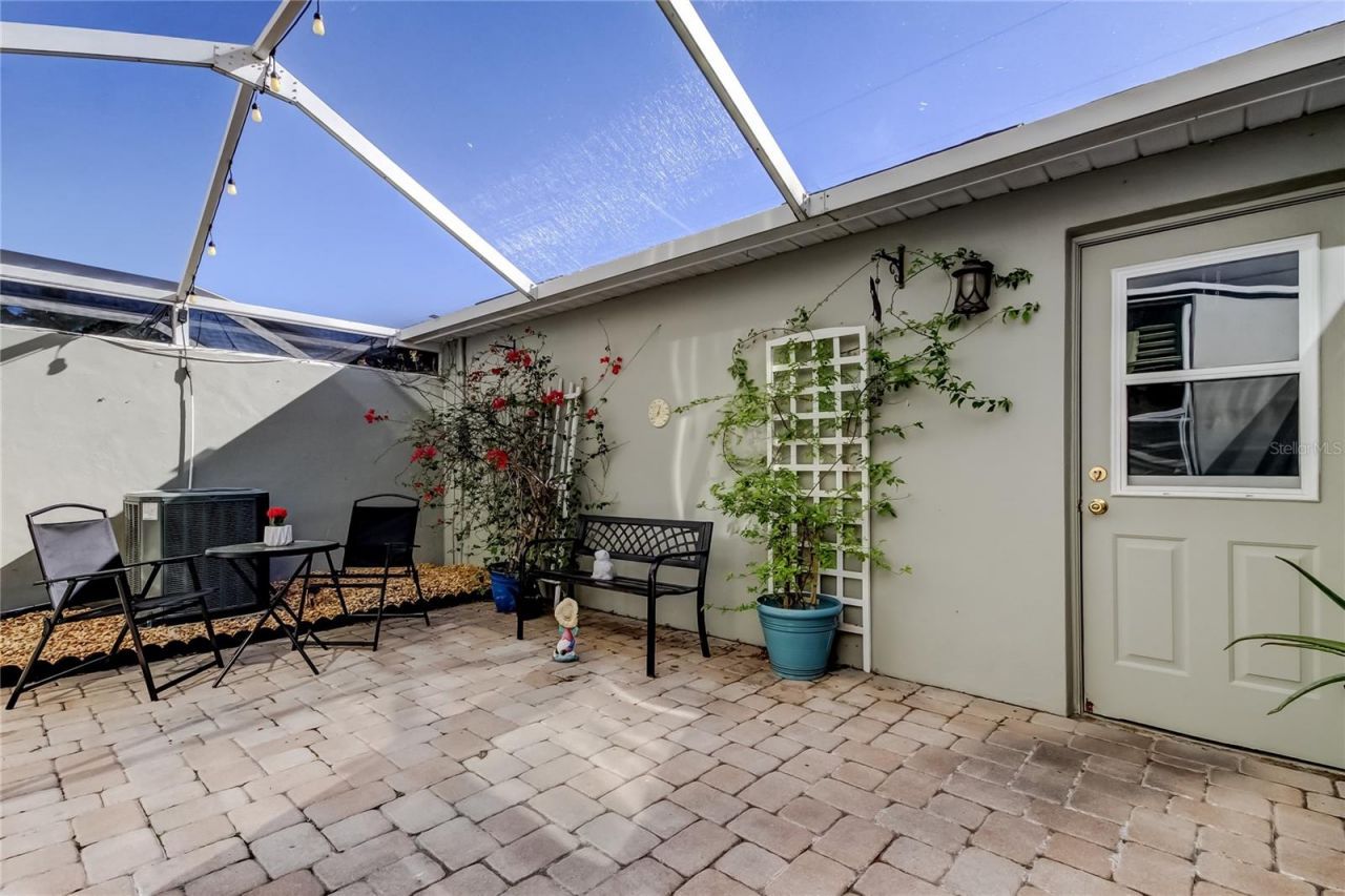 10019 Bradwell Place, Tampa, FL 33626 Photo