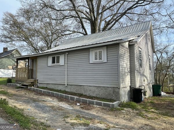 69 Kinzy Street, Trion, GA 30753