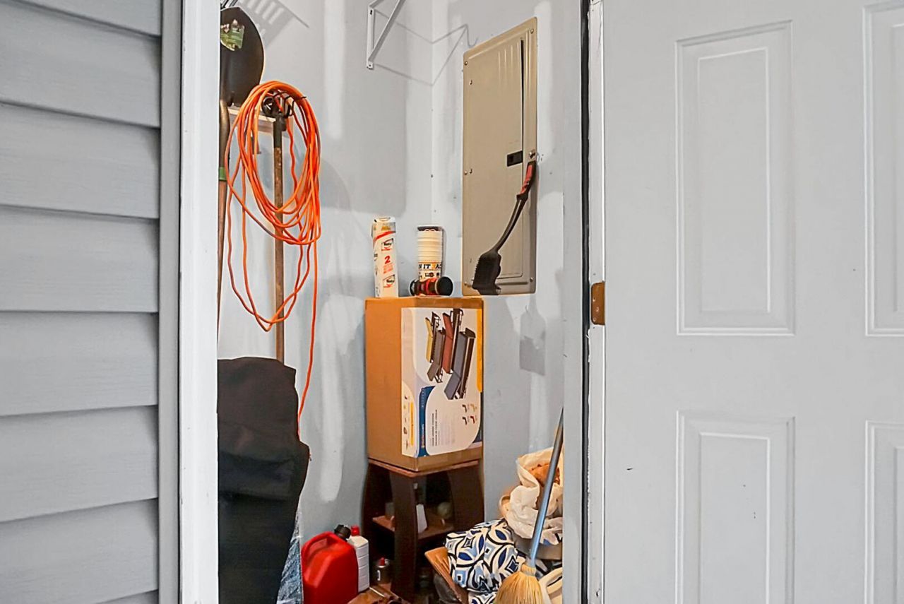 7975 Vermont Road Photo 48