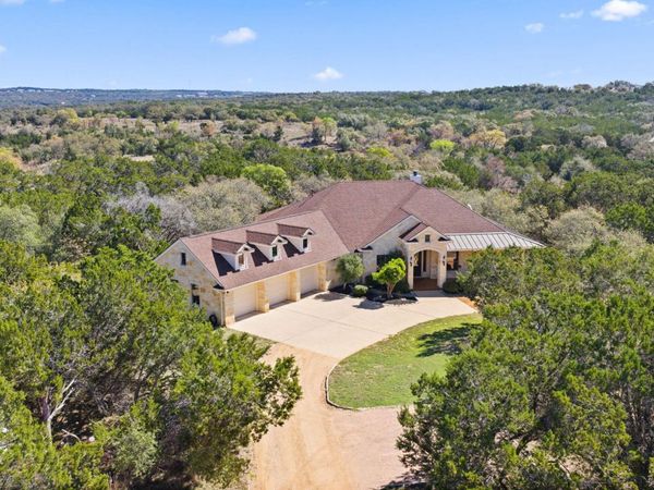 1426 Shelton Ranch RD, Dripping Springs, TX 78620