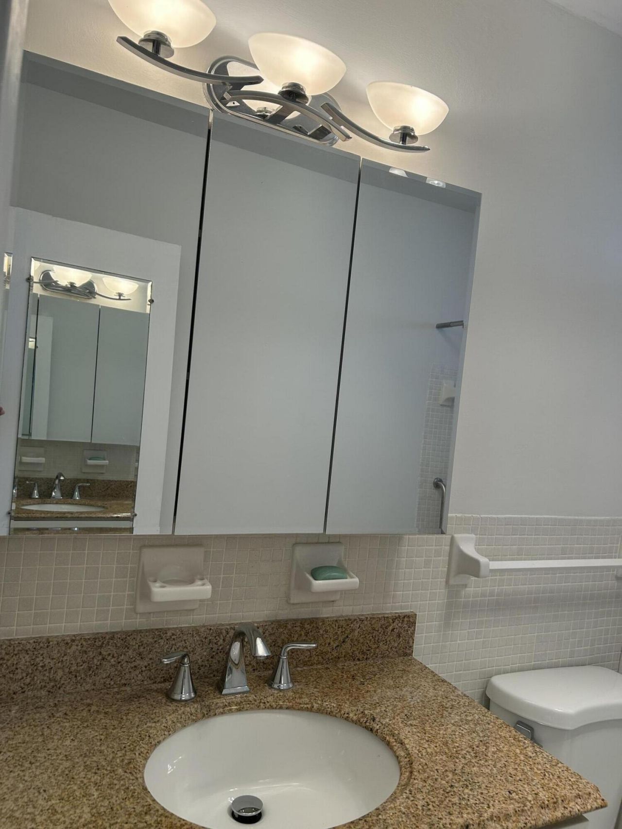 1821 NE 62nd Street, Unit 331, Fort Lauderdale, FL 33308 Photo