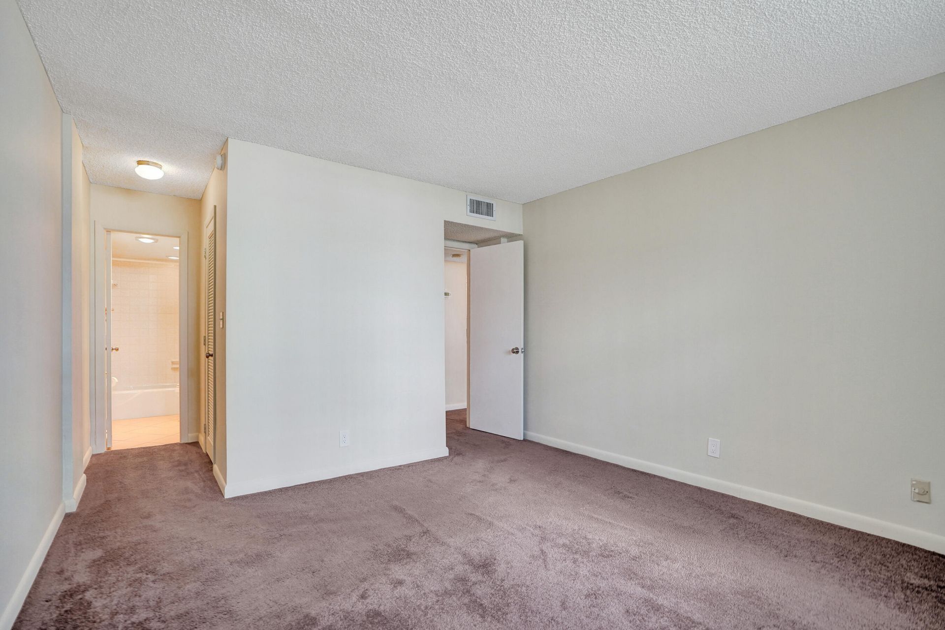 1009 N Ocean Boulevard, Unit 112, Pompano Beach, FL 33062 Photo