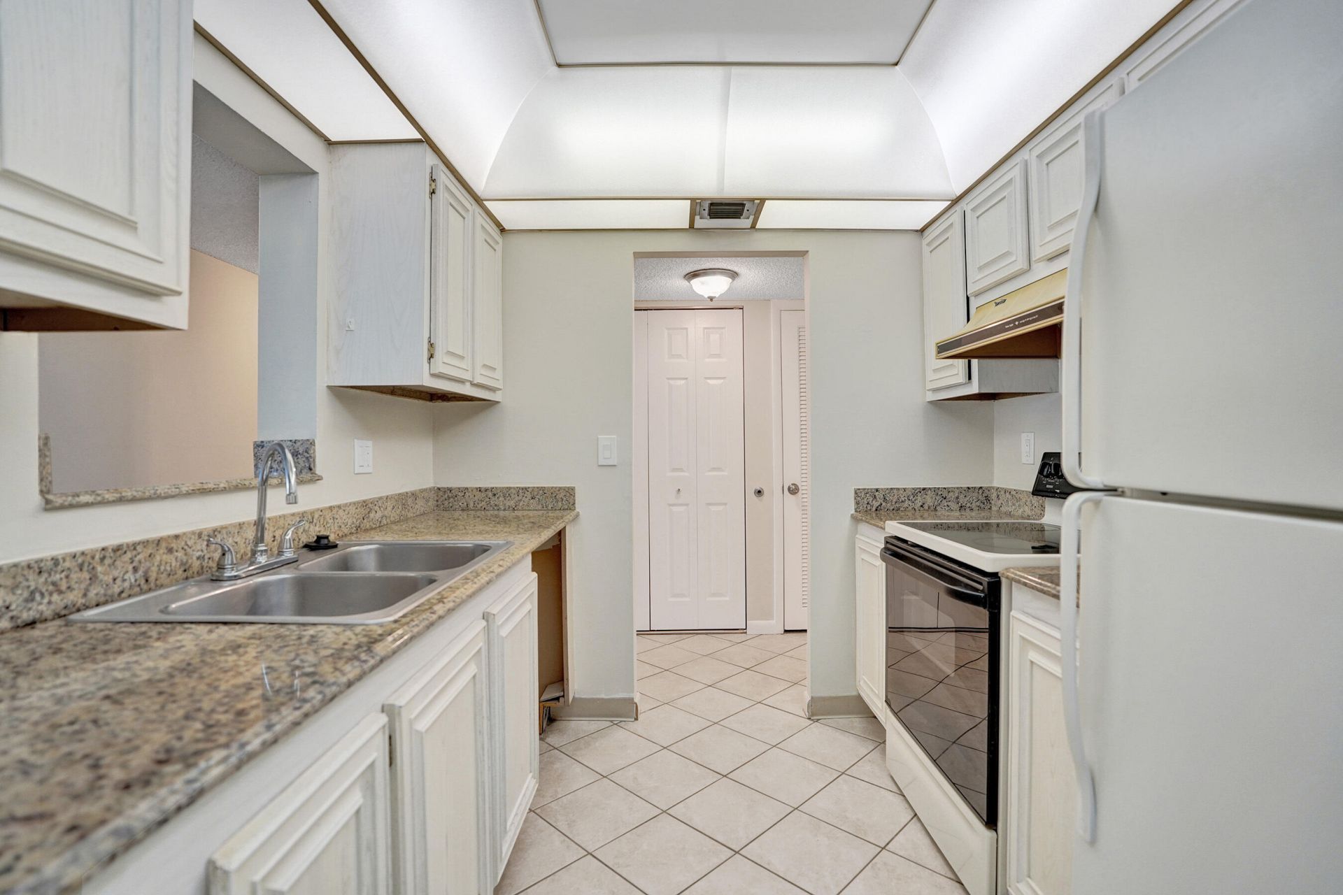 1009 N Ocean Boulevard, Unit 112, Pompano Beach, FL 33062 Photo