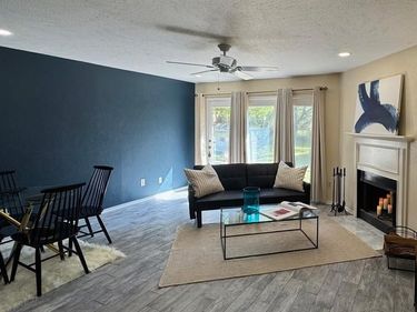 2535 Wedglea Drive, Unit 123, Dallas, TX 75211