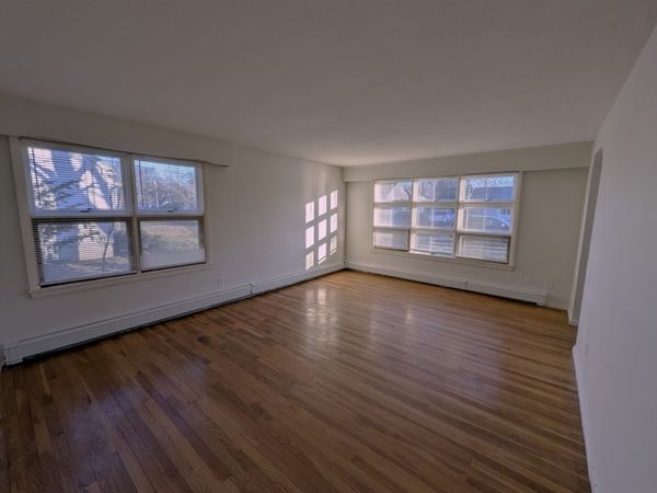 44 Barrington Road, Unit 1, Longmeadow, MA 01106