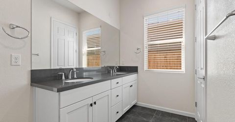 2345 Jagged Peak Lane, Sparks, NV 89436 Photo