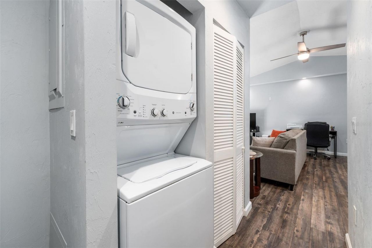 2256 W University Avenue, Gainesville, FL 32603 Photo