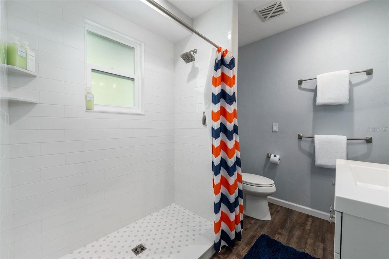 2256 W University Avenue, Gainesville, FL 32603 Photo