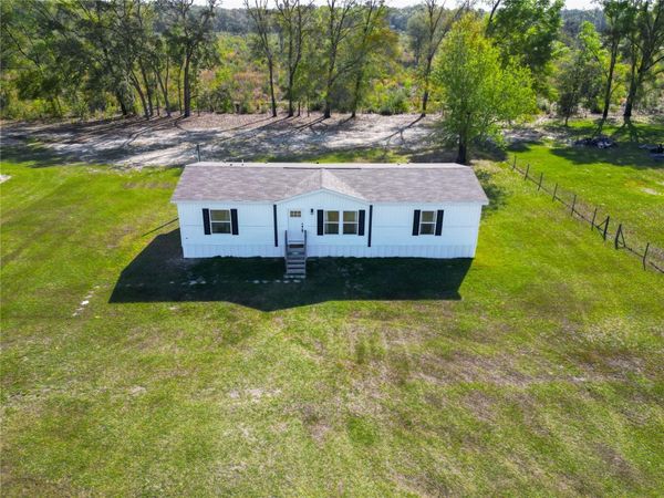 5570 NE 76TH TERRACE , HIGH SPRINGS, FL 32643