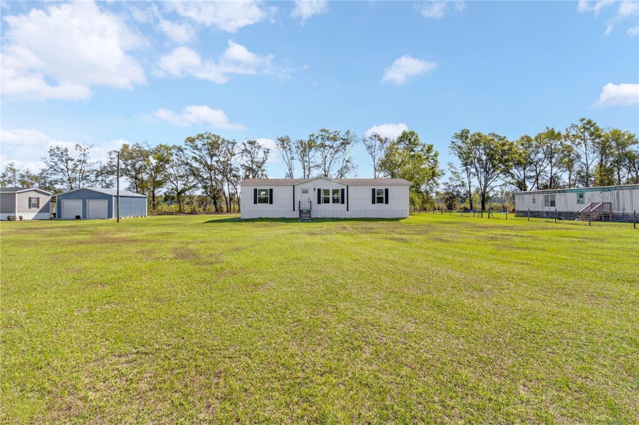 5570 NE 76th Terrace, High Springs, FL 32643 Photo
