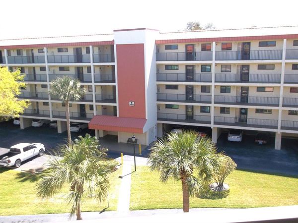 9433 HARBOR GREENS WAY, Unit 305, SEMINOLE, FL 33776