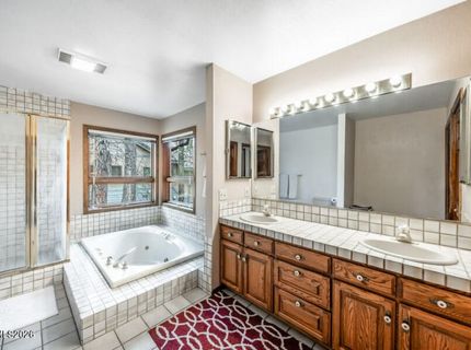 350 Black Pine Court, Reno, NV 89511 Photo