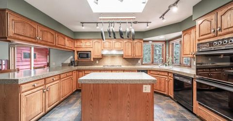 350 Black Pine Court, Reno, NV 89511 Photo