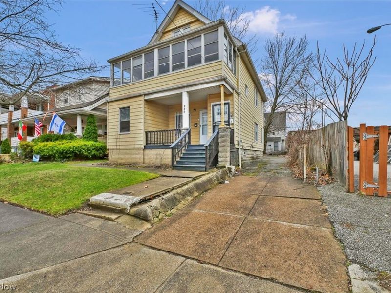 880 Stevenson Road, Cleveland, OH 44110 Photo 1