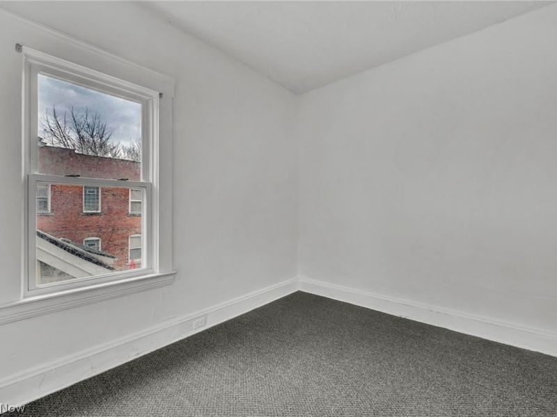 880 Stevenson Road, Cleveland, OH 44110 Photo 12