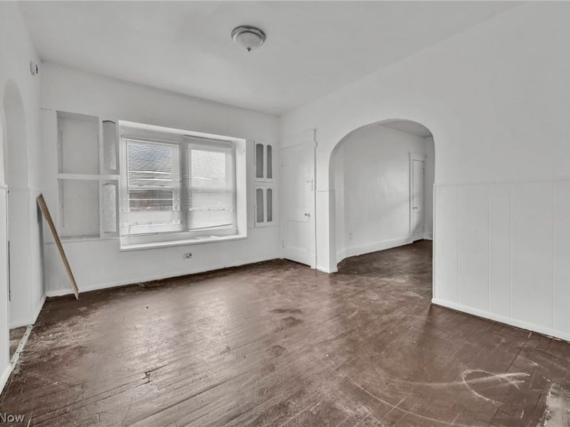 880 Stevenson Road, Cleveland, OH 44110 Photo 9