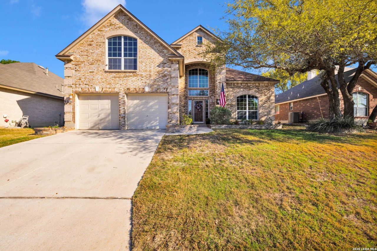 9215 Tay Dr, Helotes, TX 78023 Main Photo