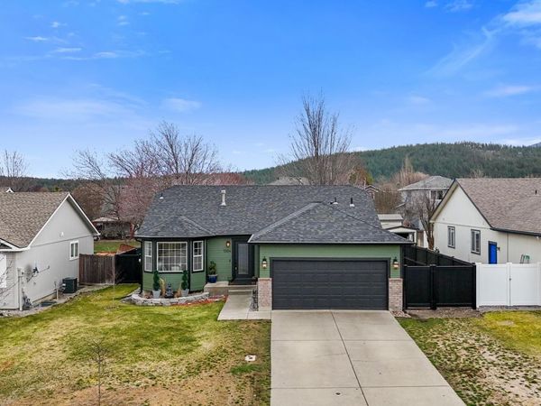 1304 N Fairway Rd, Liberty Lake, WA 99019