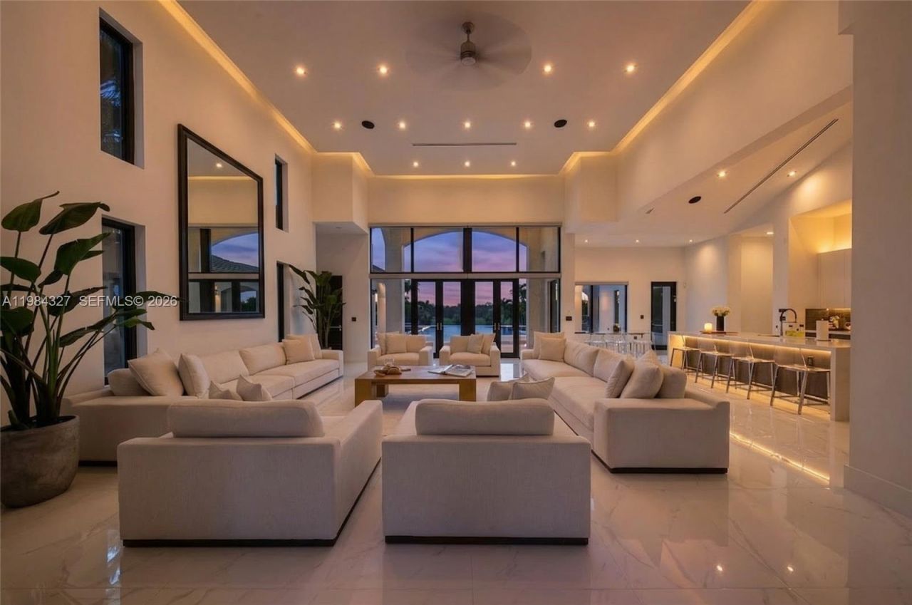 15620 SW 188th Ct, Miami, FL 33187 Photo