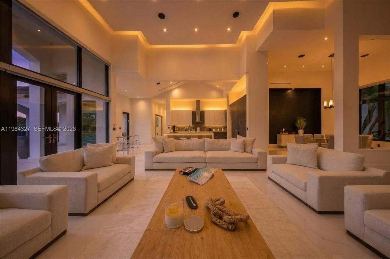 15620 SW 188th Ct, Miami, FL 33187 Photo