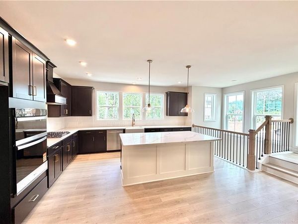 368 Sunset Hollow Street, Sugar Hill, GA 30518