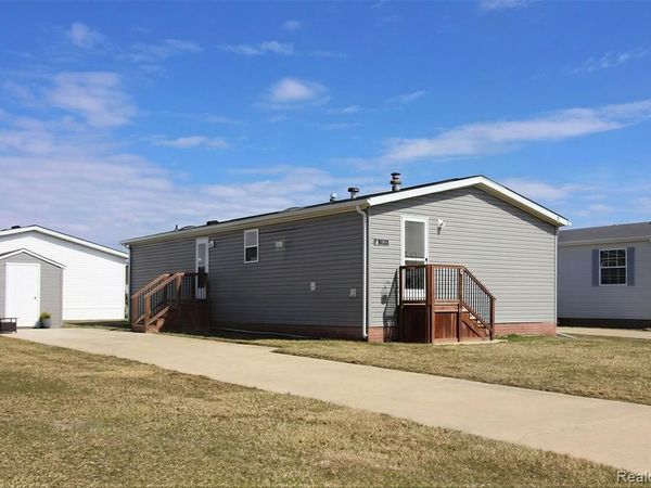 3539 Berrry Drive, Ash Twp, MI 48117