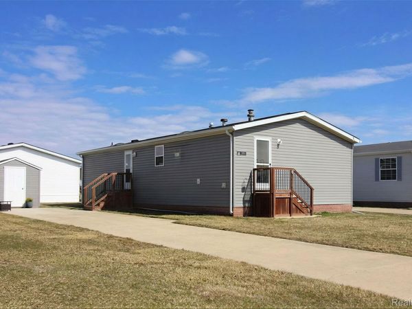 3539 Berry Drive, Ash Township, Mi 48117