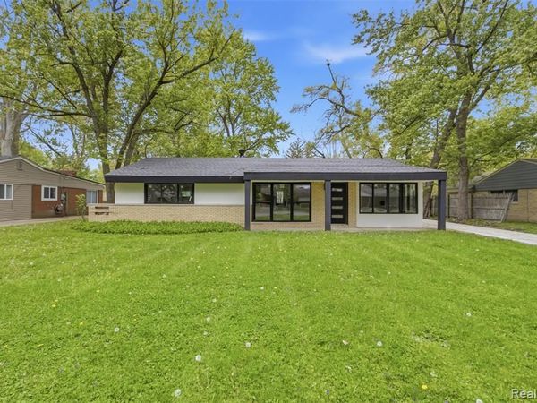 2483 Walce Drive, West Bloomfield Twp, MI 48324
