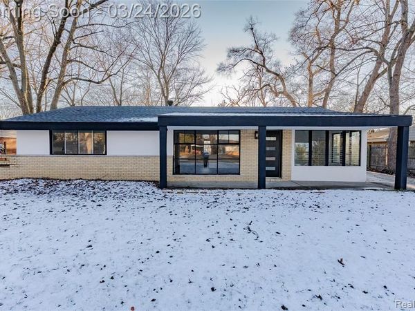 2483 Walce Drive, West Bloomfield Twp, MI 48324