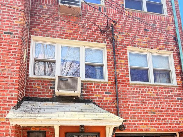 41-18 149th Pl, Flushing, NY 11355