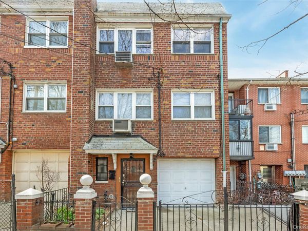 41-18 149th Pl, Flushing, NY 11355