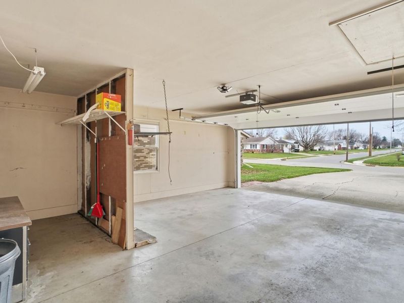 608 W Washington Street, New Carlisle, OH 45344 Photo 32