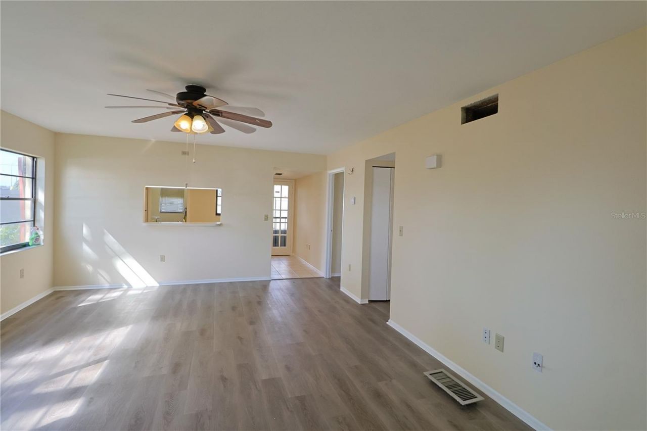2515 Bayshore Gardens Parkway, Unit 9, Bradenton, FL 34207 Photo