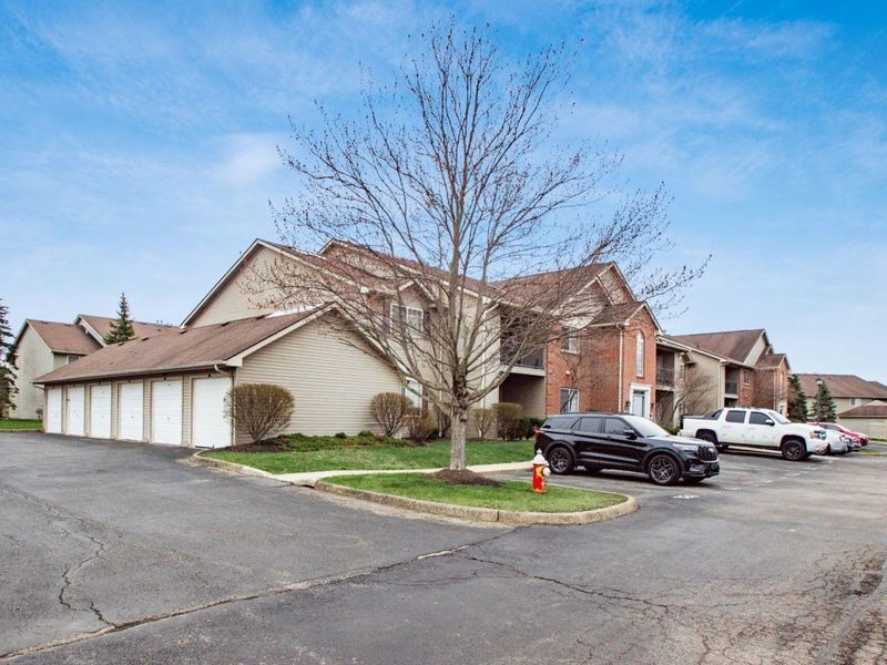 1838 Berrancher Drive , Columbus, OH 43228 Photo 4