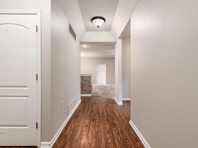 1838 Berrancher Drive , Columbus, OH 43228 Photo 8