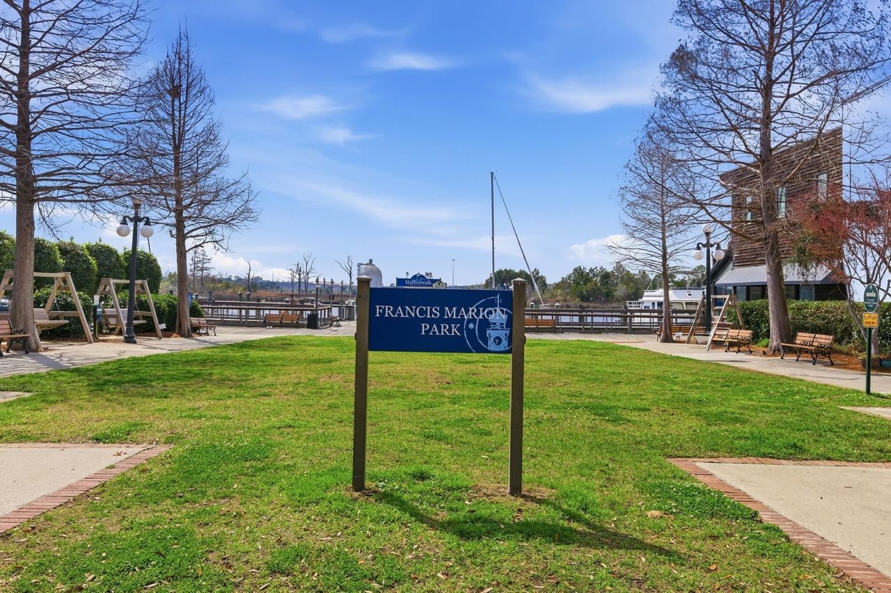 43 Daniel Morrall Ln. Photo 29