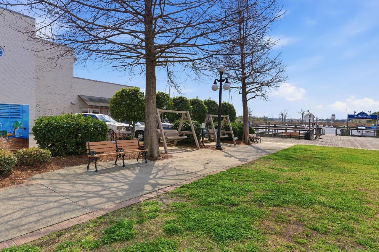 43 Daniel Morrall Ln. Photo 30