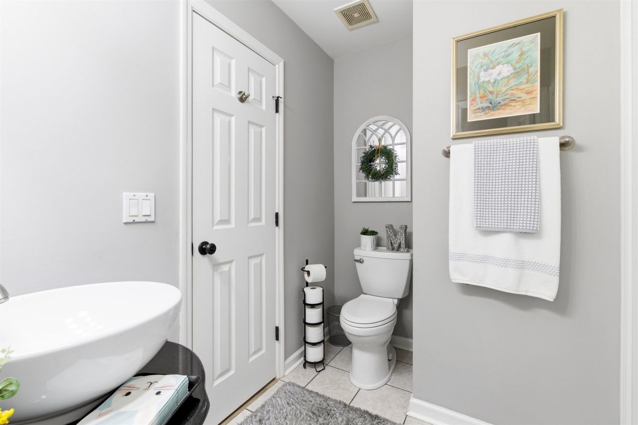 43 Daniel Morrall Ln. Photo 68