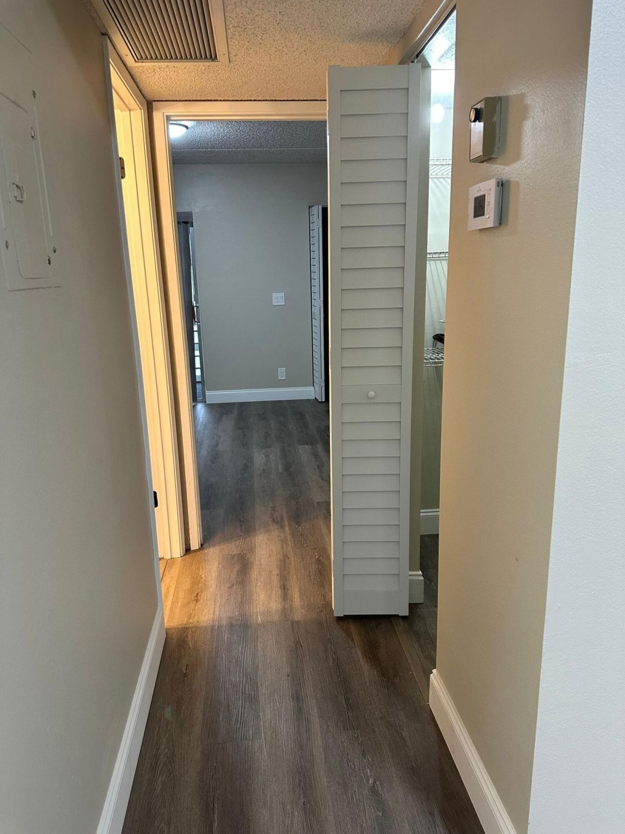 500 Village Green Circle W, Unit # 205, Palm Springs, FL 33461 Photo