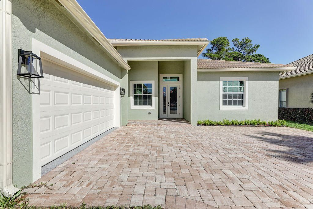 436 NW Dover Court, Port Saint Lucie, FL 34983 Photo