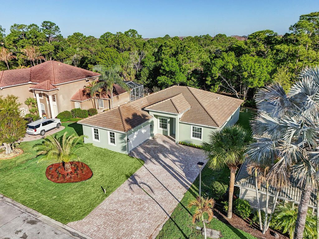 436 NW Dover Court, Port Saint Lucie, FL 34983 Photo