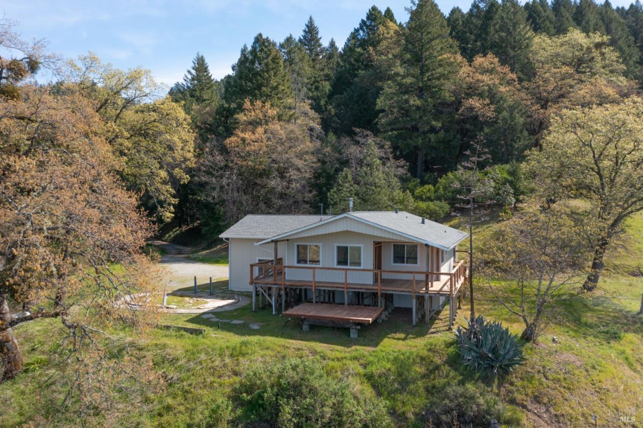 54021 Wildwood Drive, Laytonville, CA 95454 Main Photo