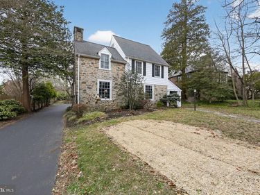 306 WINDSOR AVENUE, WAYNE, PA 19087