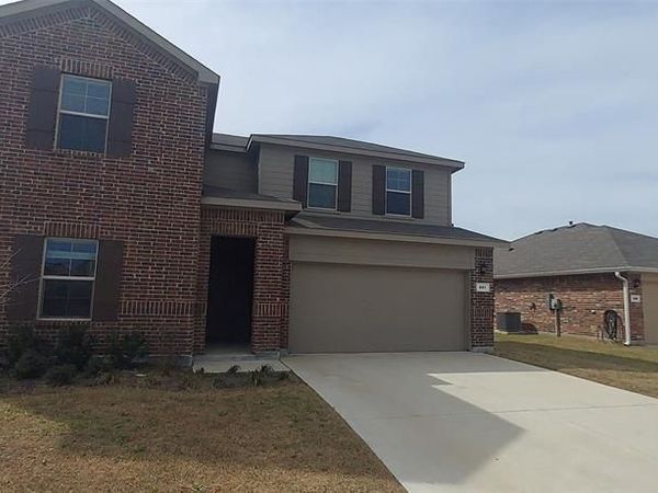 601 Whitecomb Lane, Justin, TX 76247