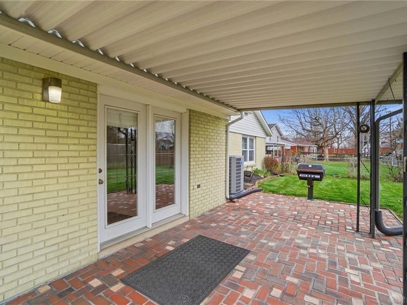 608 W Washington Street, New Carlisle, OH 45344 Photo 37