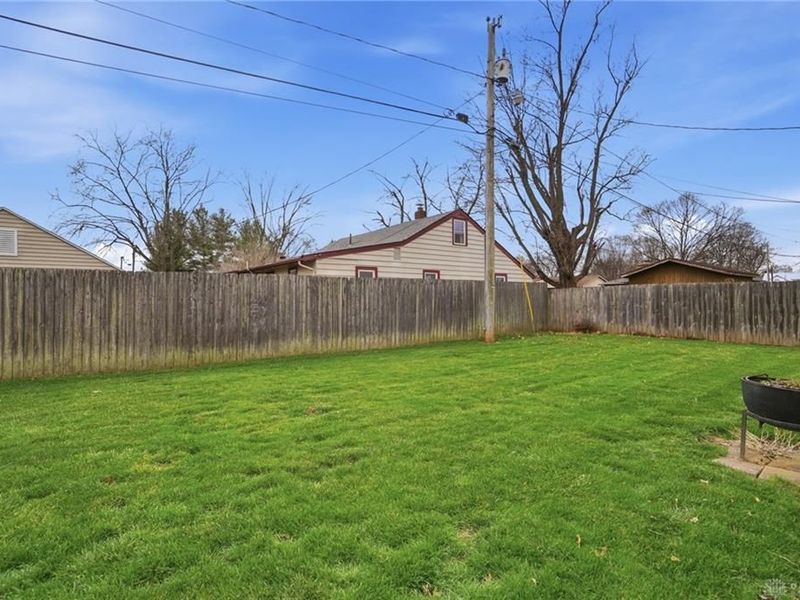 608 W Washington Street, New Carlisle, OH 45344 Photo 44