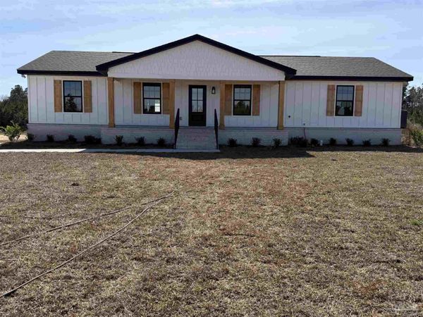 1753 Rivers Edge Ln, Pace, FL 32571