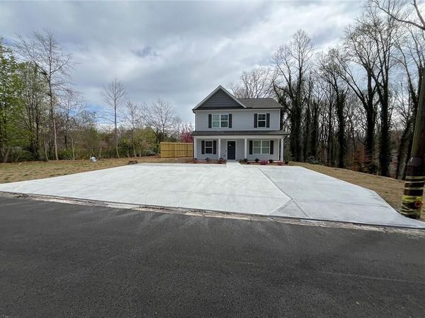 1170 Lakeshore Drive, Gainesville, GA 30501