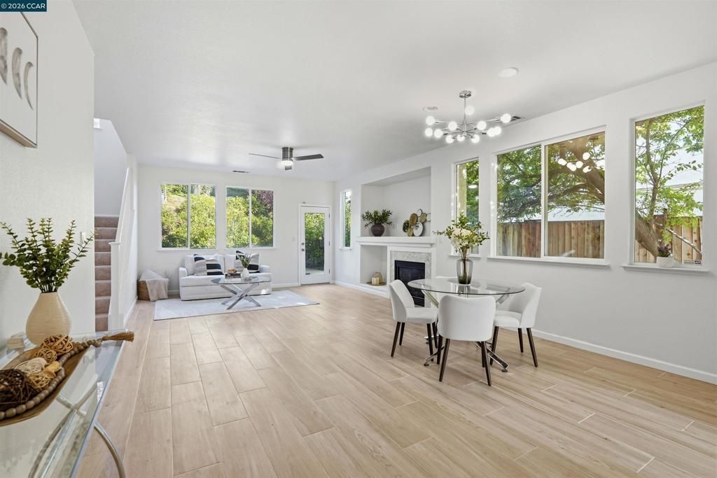 106 Lookout Ct, Hercules, CA 94547 Main Photo